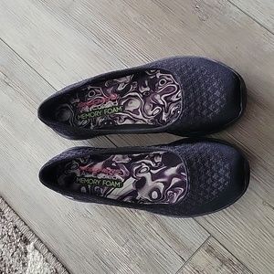 Skechers memory foam comfy black slipon flats 7